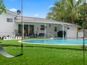 18901 NW 10th Ct, Miami Gardens FL 33169
