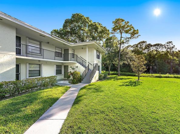 1901 Sabal Ridge Court D, Palm Beach Gardens FL 33418
