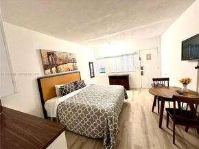 26 Diplomat Pkwy 2325, Hallandale Beach FL 33009