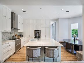 3703 NE 199th St, Aventura FL 33180