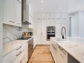 3703 NE 199th St, Aventura FL 33180