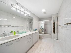 11350 SW 30th St, Miami FL 33165