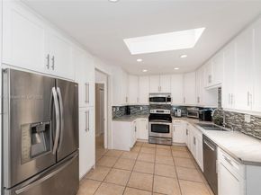 250 Greenwood Drive, Key Biscayne FL 33149