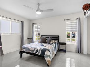 12724 SW 33rd Ter, Miami FL 33175