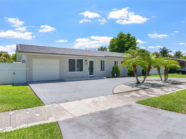12724 SW 33rd Ter, Miami FL 33175