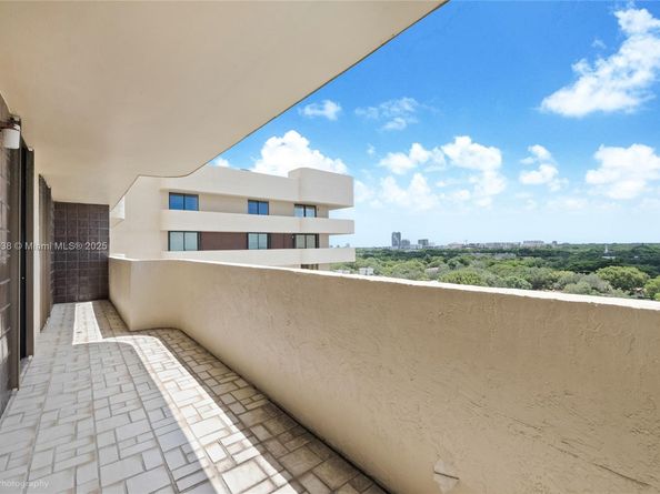 600 Biltmore Way 1218, Coral Gables FL 33134