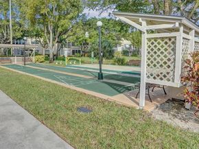 5102 NW 36th St 512, Lauderdale Lakes FL 33319