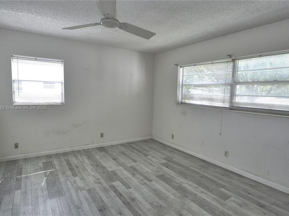 5102 NW 36th St 512, Lauderdale Lakes FL 33319