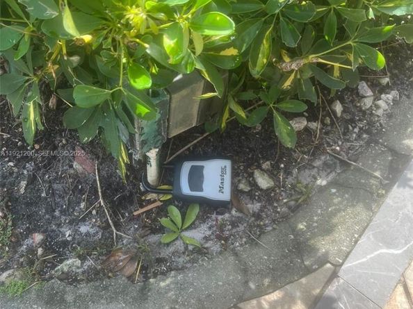 3821 Environ Blvd 107, Lauderhill FL 33319