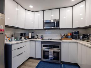 898 NW 47th St, Deerfield Beach FL 33064