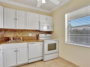 551 NW 80th Ter 203, Margate FL 33063