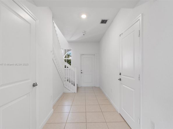 2405 NW 131st Cir, Miami FL 33167