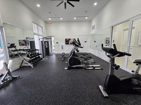 2405 NW 131st Cir, Miami FL 33167