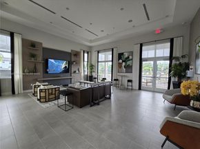 2405 NW 131st Cir, Miami FL 33167
