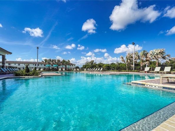 2405 NW 131st Cir, Miami FL 33167