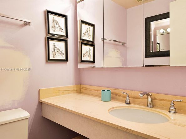 1980 S Ocean Dr 3A, Hallandale Beach FL 33009