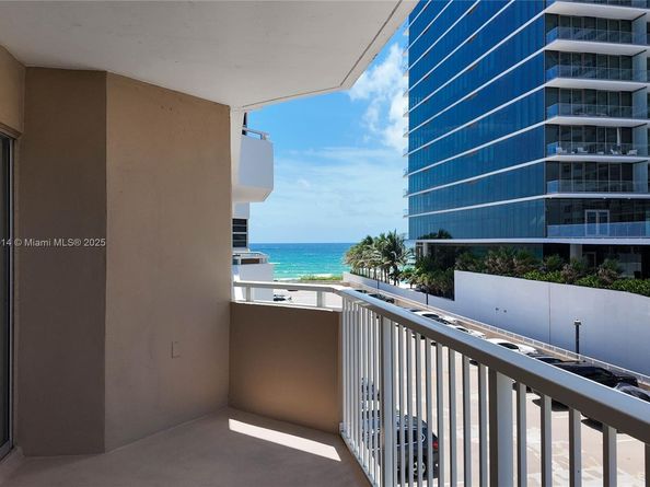 1980 S Ocean Dr 3A, Hallandale Beach FL 33009