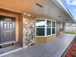 1621 NW 110th Ter, Pembroke Pines FL 33026