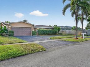 1621 NW 110th Ter, Pembroke Pines FL 33026
