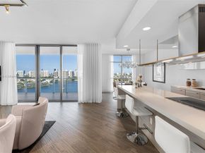 17301 Biscayne Blvd 2210, North Miami Beach FL 33160