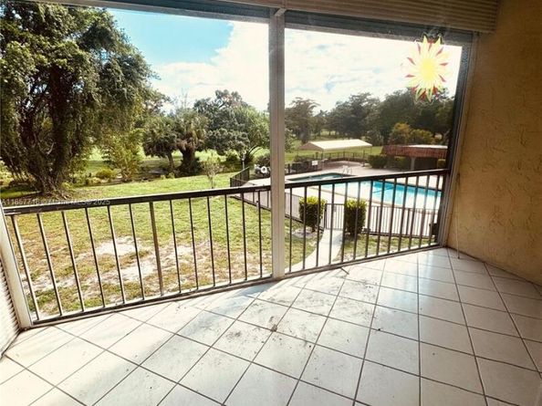 6100 S Falls Cir Dr 205, Lauderhill FL 33319