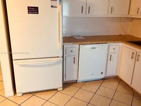 6100 S Falls Cir Dr 205, Lauderhill FL 33319