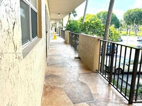 6100 S Falls Cir Dr 205, Lauderhill FL 33319