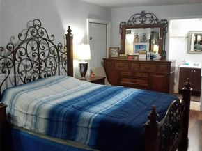 9360 SW 37th St, Miami FL 33165