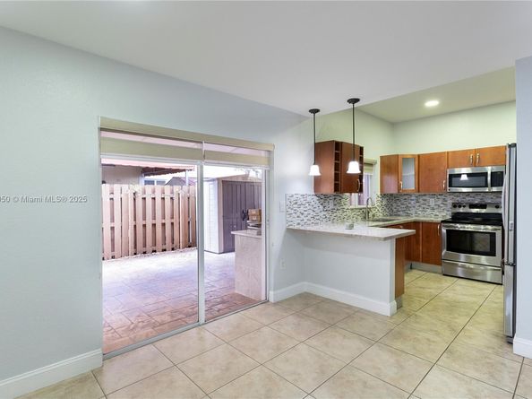 18038 NW 74th Ct, Hialeah FL 33015