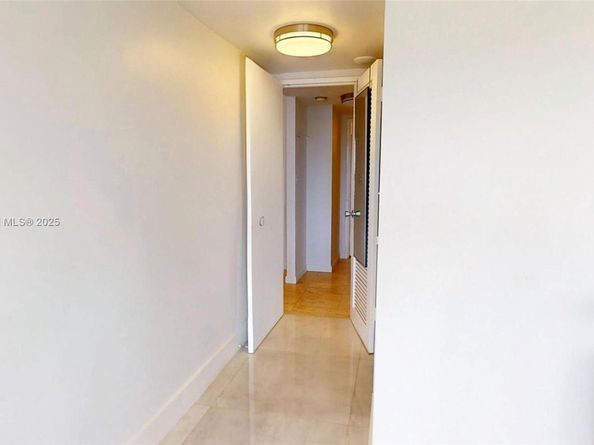 500 Three Islands Blvd 408, Hallandale Beach FL 33009