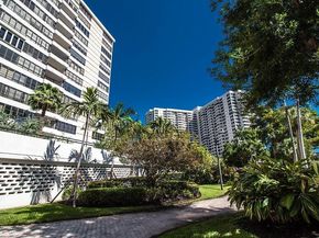 500 Three Islands Blvd 408, Hallandale Beach FL 33009