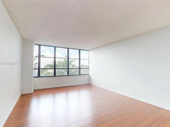 500 Three Islands Blvd 408, Hallandale Beach FL 33009