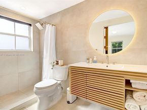 1100 Salzedo St 3B, Coral Gables FL 33134