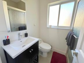 231 NW 14th St, Homestead FL 33030