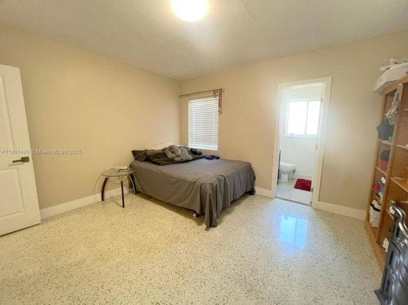 231 NW 14th St, Homestead FL 33030