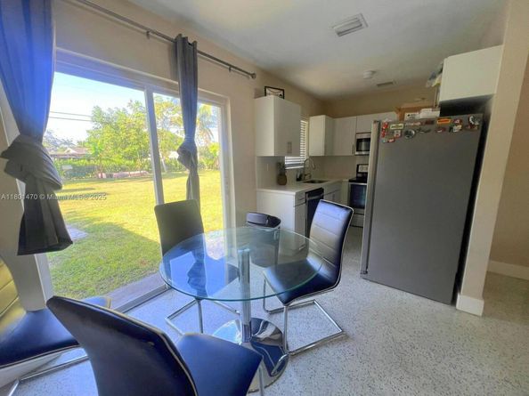 231 NW 14th St, Homestead FL 33030