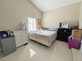 231 NW 14th St, Homestead FL 33030