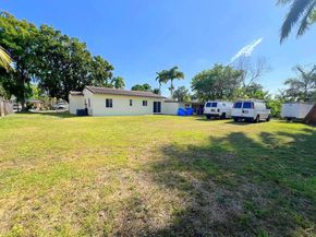 231 NW 14th St, Homestead FL 33030