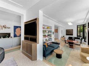 6165 Pine Tree Dr, Miami Beach FL 33140