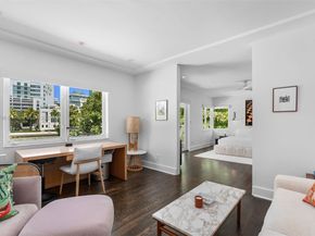 6165 Pine Tree Dr, Miami Beach FL 33140
