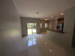2965 NE 42nd Ave, Homestead FL 33033