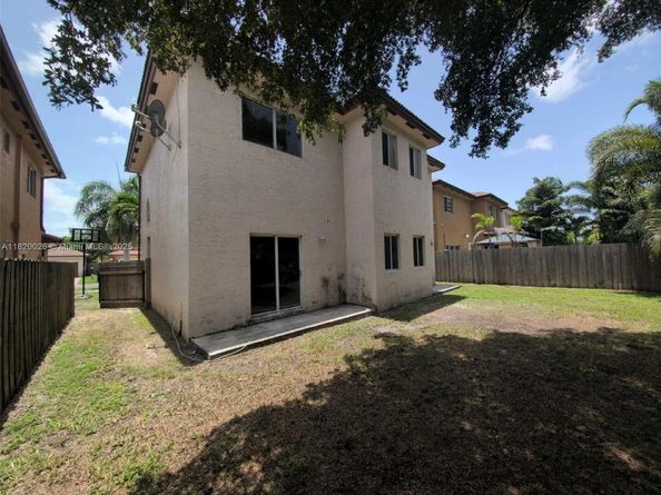 2965 NE 42nd Ave, Homestead FL 33033