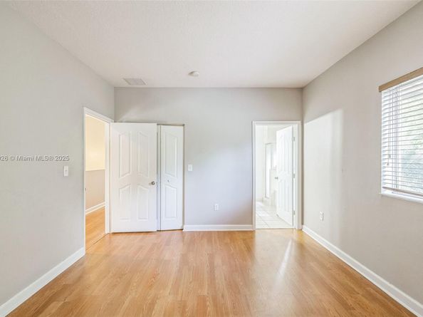 2965 NE 42nd Ave, Homestead FL 33033
