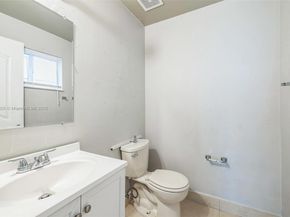 2965 NE 42nd Ave, Homestead FL 33033