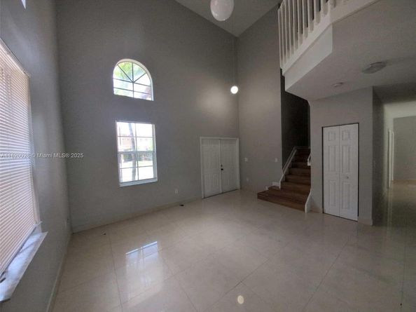 2965 NE 42nd Ave, Homestead FL 33033