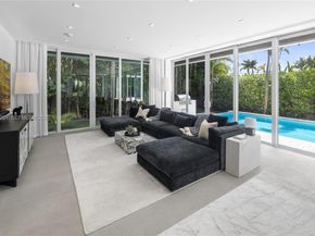 4433 N Bay Rd, Miami Beach FL 33140