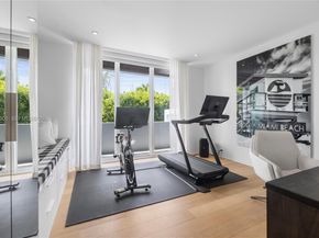 4433 N Bay Rd, Miami Beach FL 33140