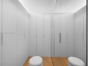 4433 N Bay Rd, Miami Beach FL 33140