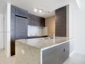 900 Biscayne Blvd 2910, Miami FL 33132
