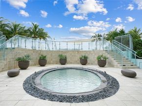 900 Biscayne Blvd 2910, Miami FL 33132